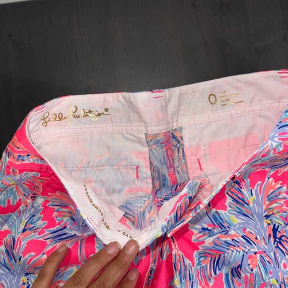 Lilly Pulitzer Flamingo Pink Nice Stems 5" Callahan Shorts - Picture 6 of 9